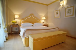 Royal Apartment, 2 Bedrooms | Premium bedding, in-room safe, individually decorated