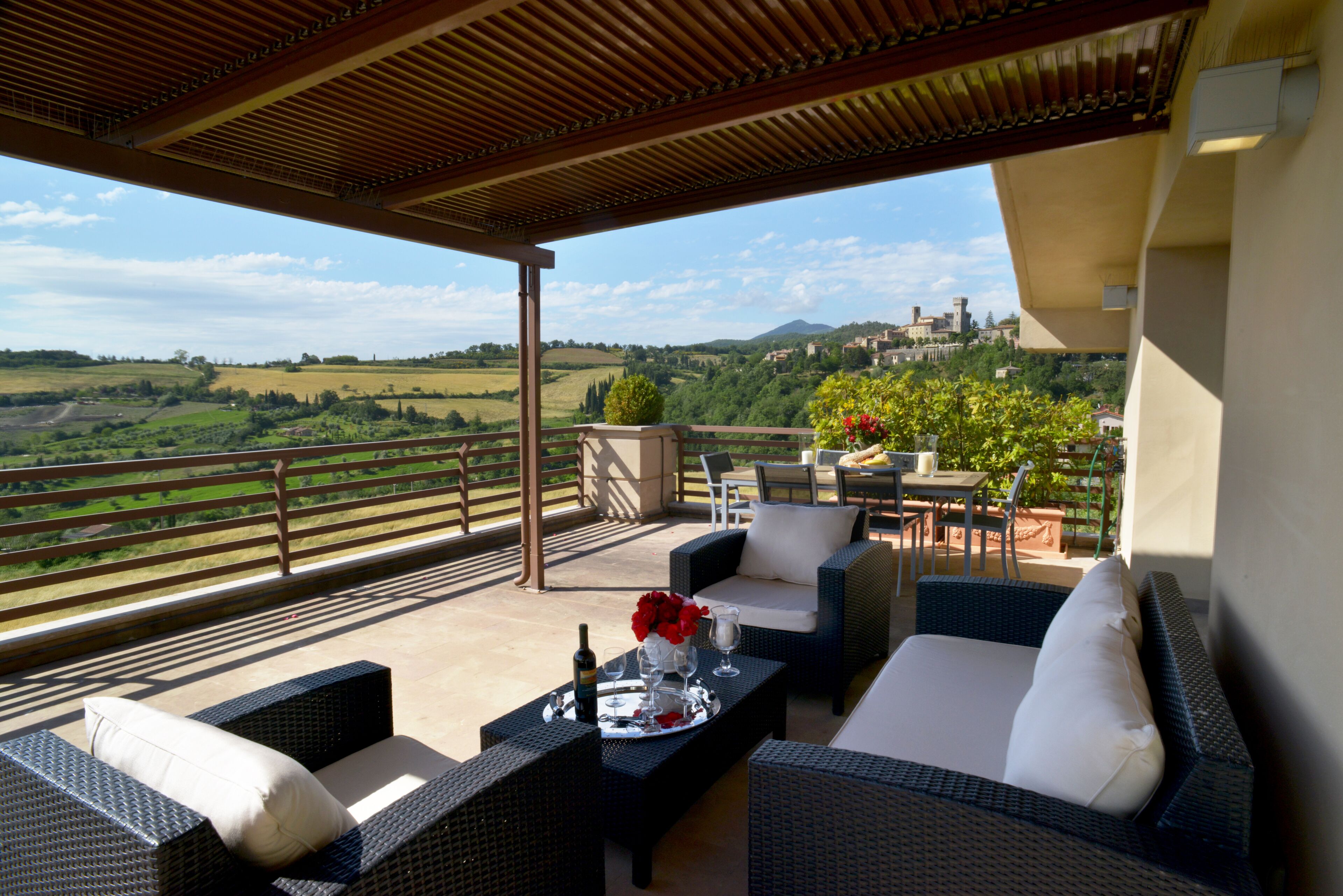 全景公寓, 2 间卧室 | 露台