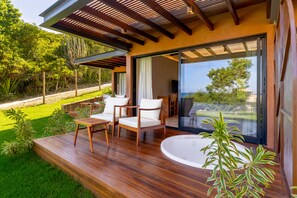 Deluxe Studio Suite, Non Smoking, Sea View | In-room safe, free WiFi, bed sheets - Búzios Espiritualidade Hotel (Búzios)