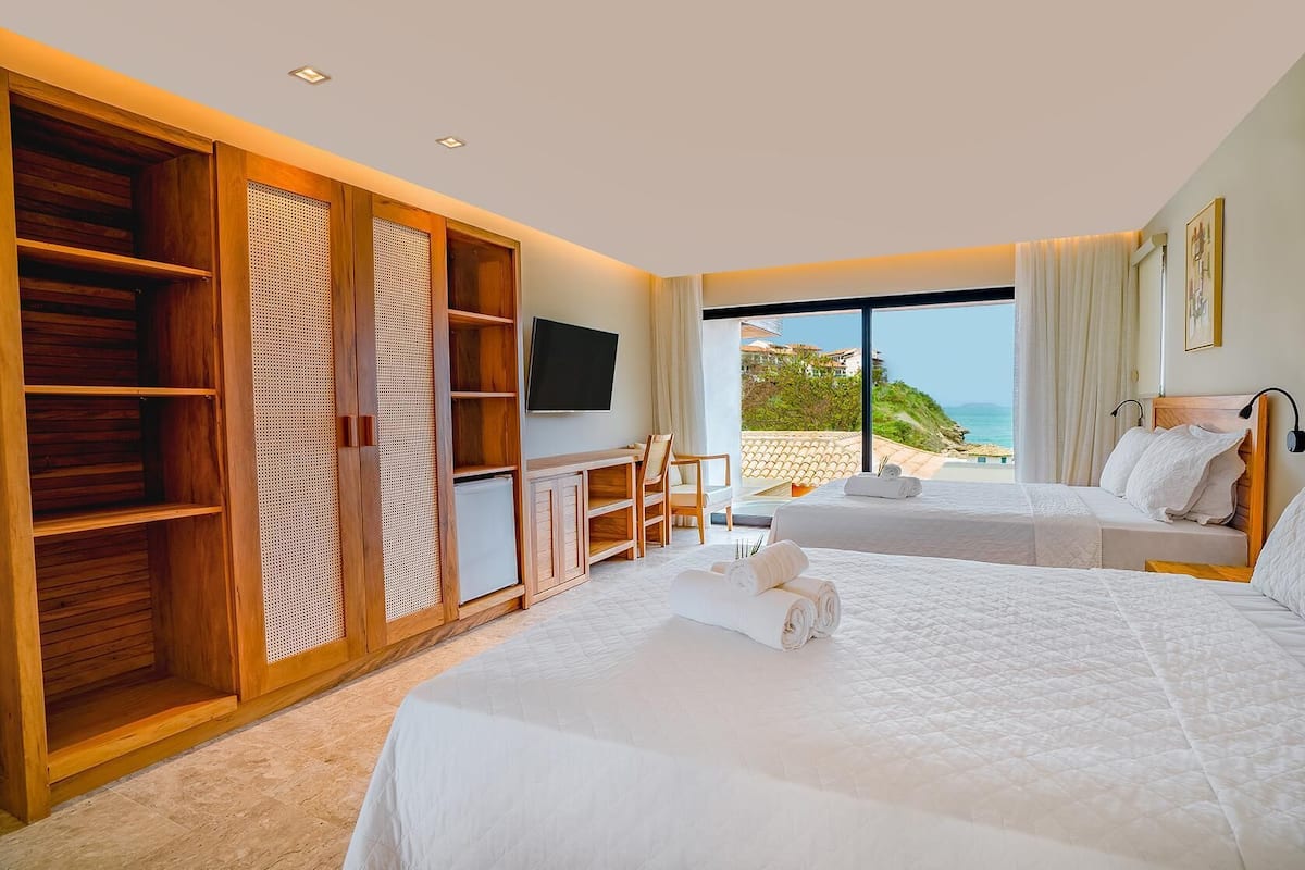 1 bedroom, in-room safe, free WiFi, bed sheets