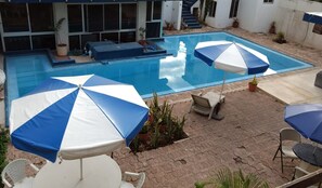 Seasonal outdoor pool - Guest House Campestre (Mérida)