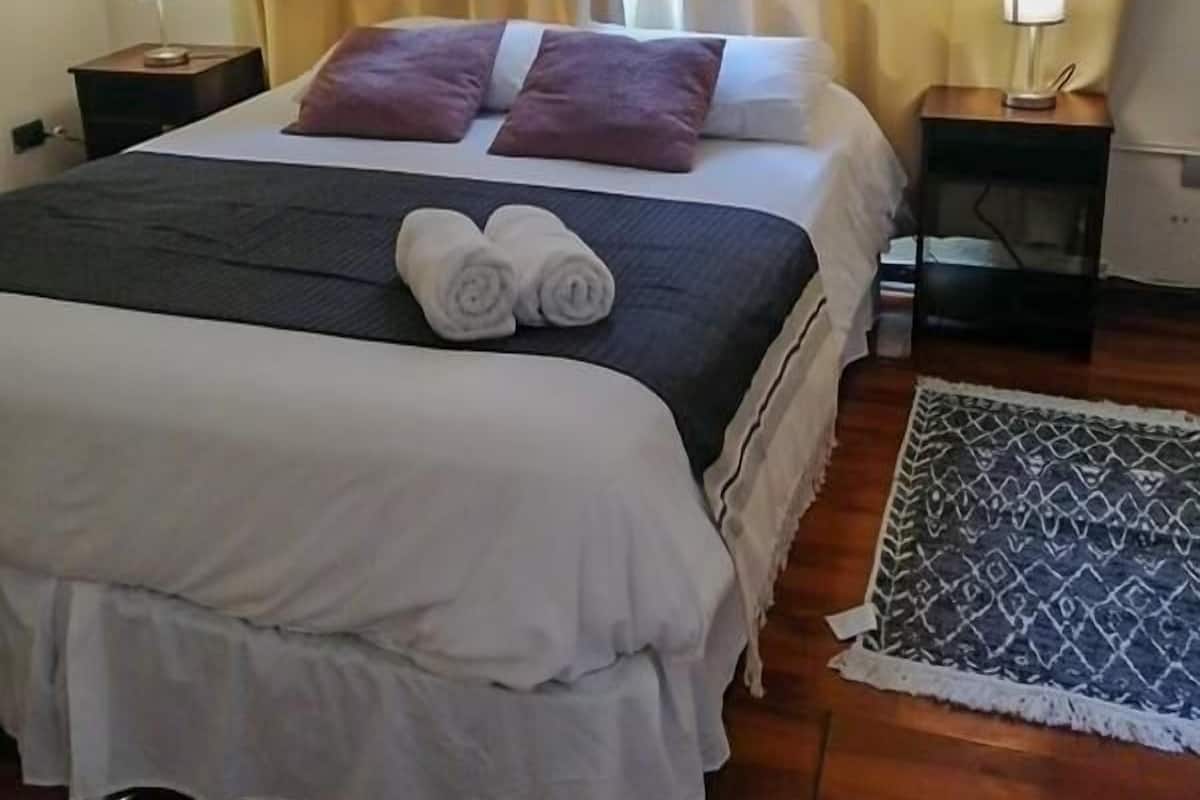 1 bedroom, desk, laptop workspace, blackout drapes