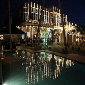 Front of property – evening/night