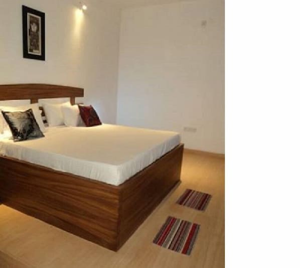 Desk, iron/ironing board, free WiFi
