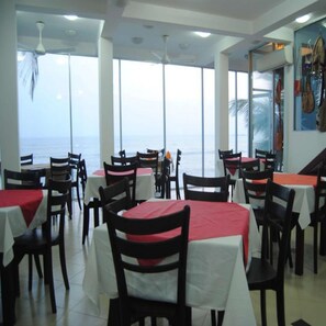 Nhà hàng