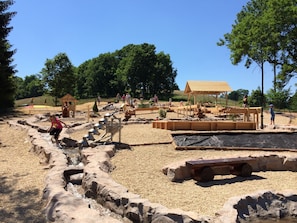 Children’s play area – outdoor - Grund Resort Golf & Ski (Mlade Buky)