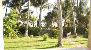 Property grounds - Vista Jaga Bay Resort (Weligama)