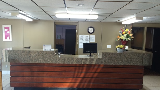 Lobby - Midtown Motor Inn (Bonnyville)