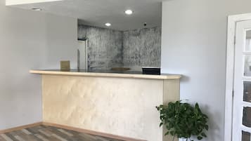 Check-in/check-out kiosk