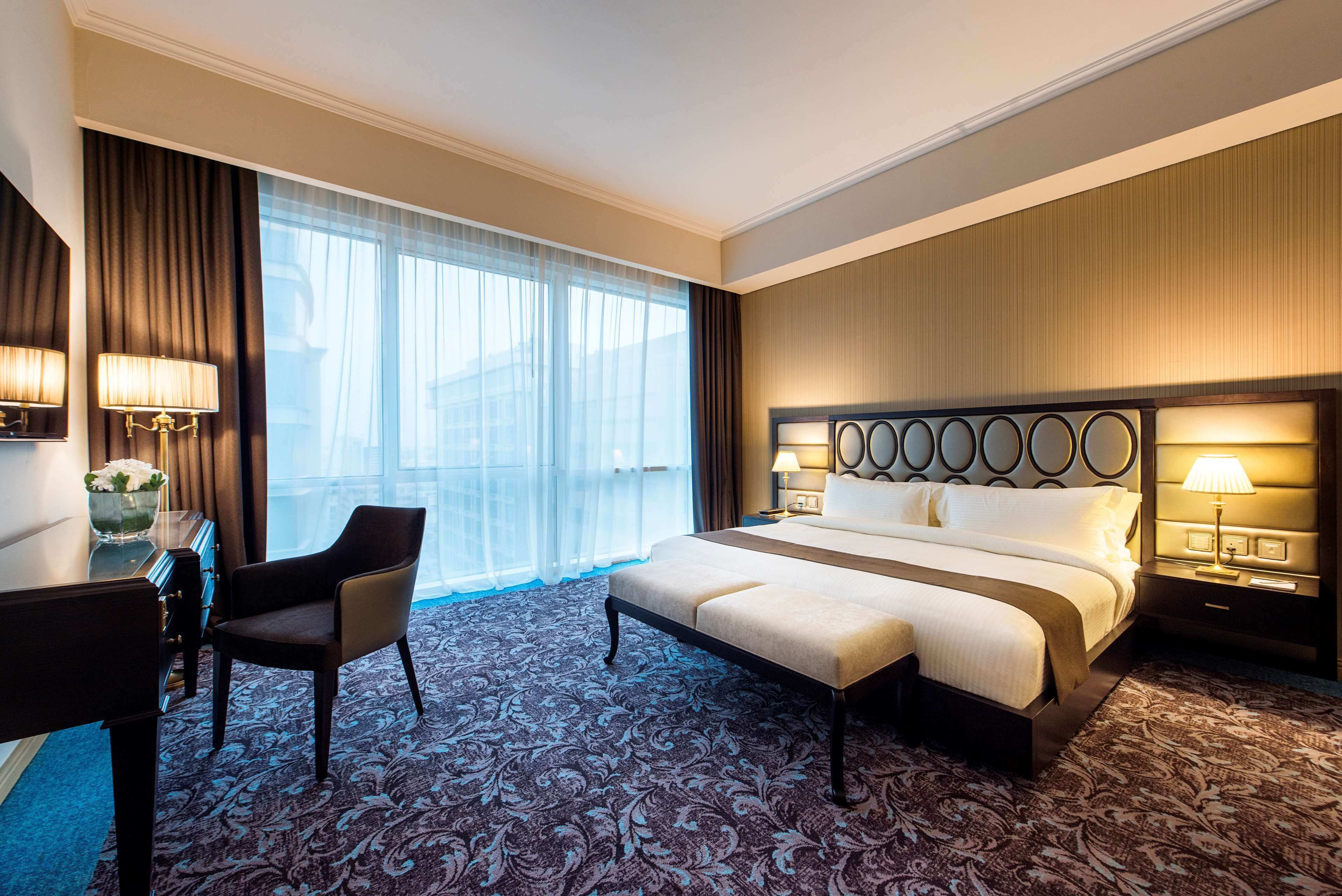 down duvets, select comfort beds, minibar, in-room safe