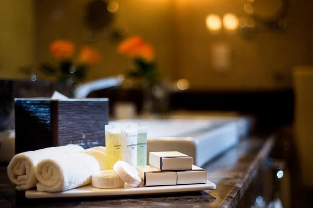 standard room, 2 twin beds | down duvets, select comfort beds, minibar, in-room safe