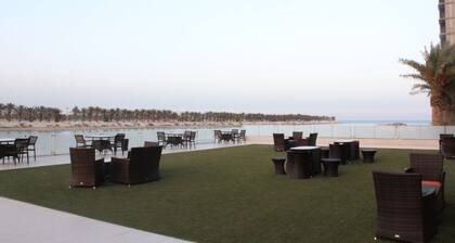 Golden Tulip Al Khobar Suites
