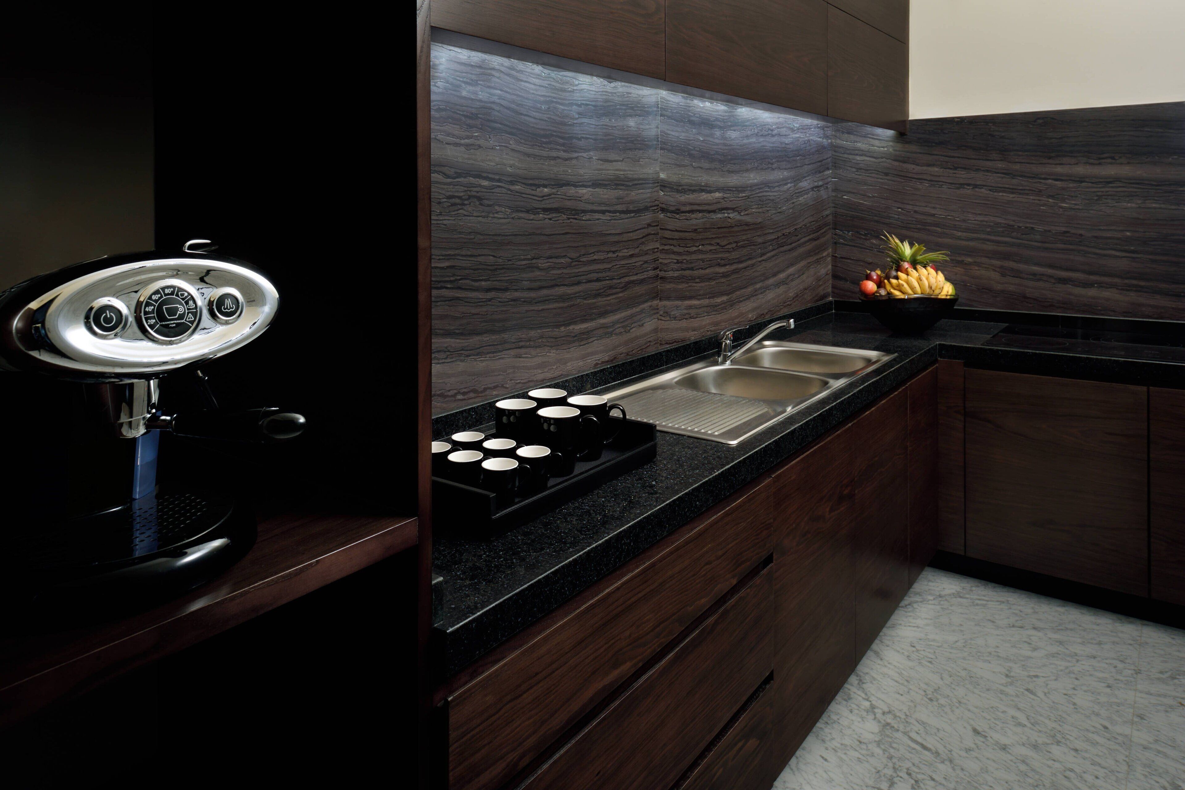 presidential suite, 1 king bed, non smoking (balcony) | private kitchen | fridge, coffee/tea maker