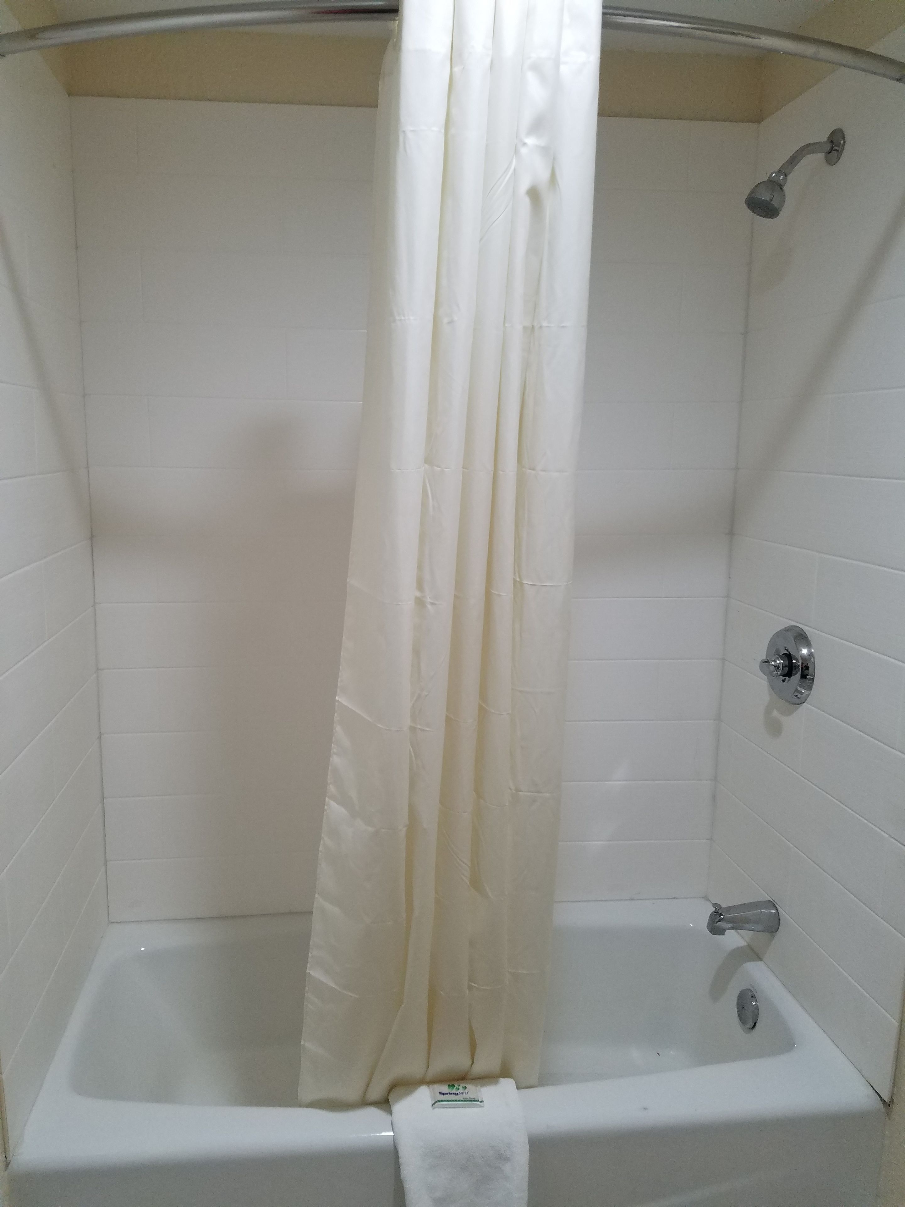 Shower, towels