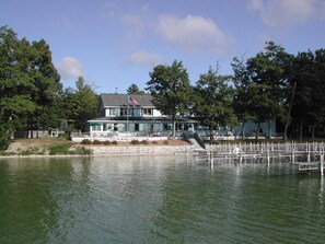 Exterior - Churchill Pointe Inn (Hubbard Lake)