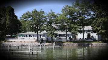Lago