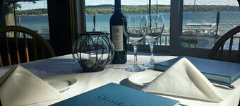 Churchill Pointe Inn