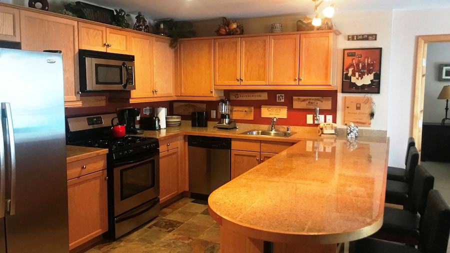 Snakedance Condominiums