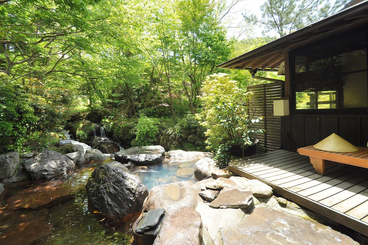 Quarto luxo (with Open Air Bath) | Jardim