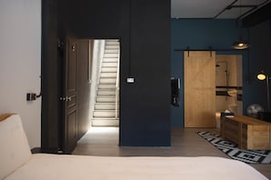 Standard-Vierbettzimmer | Minibar, Verdunkelungsvorhänge, schallisolierte Zimmer, Zustellbetten