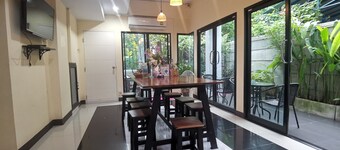 Hide Bangkok Hostel
