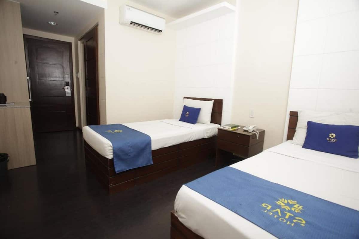 Deluxe Twin Room | 1 bedroom, desk