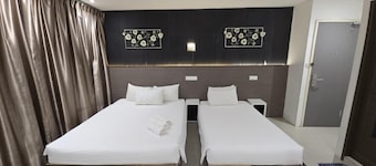 One Point Hotel - RH Plaza