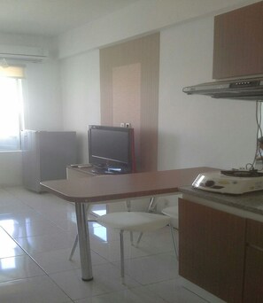 Apartemen, 2 kamar tidur | Area keluarga | TV LCD