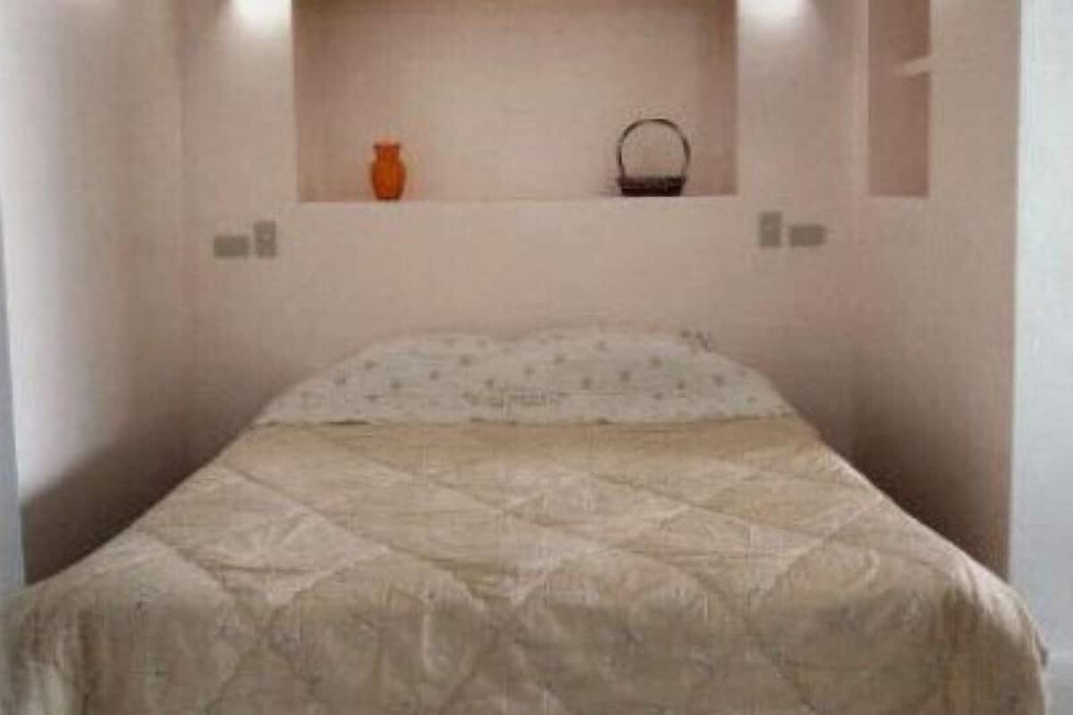 Eenvoudige kamer | 1 slaapkamer, beddengoed