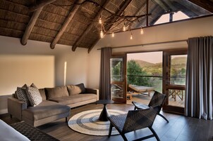 Premium Suite | In-room safe, laptop workspace, iron/ironing board, free wired internet