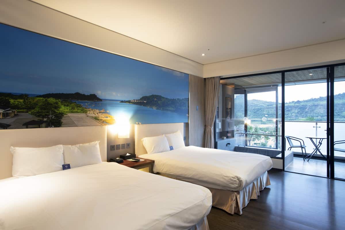 Superior Twin kamer | 2 slaapkamers, luxe beddengoed, een bureau, verduisterende gordijnen