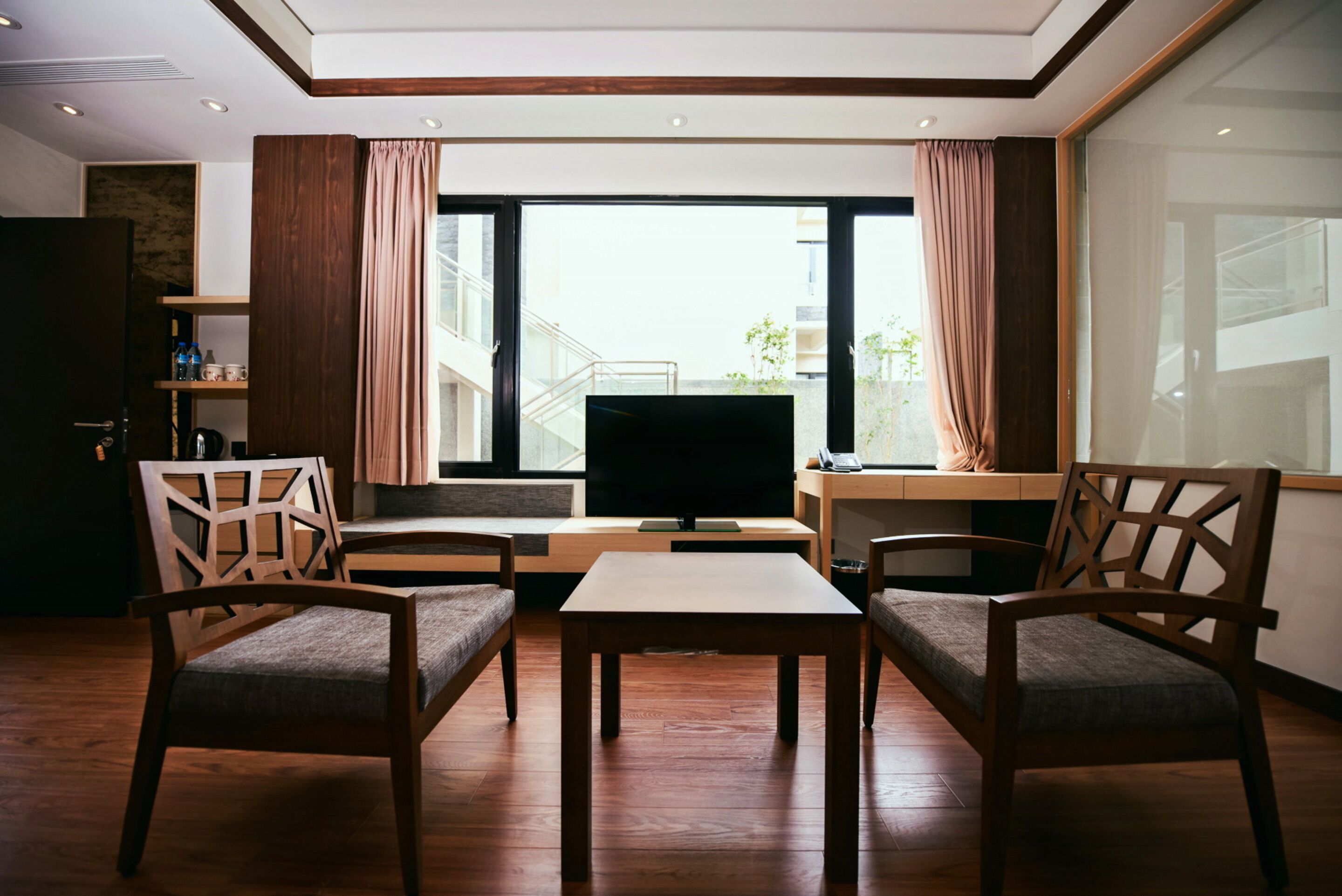 villa - v1 | living area | 50-inch lcd tv with cable channels, tv