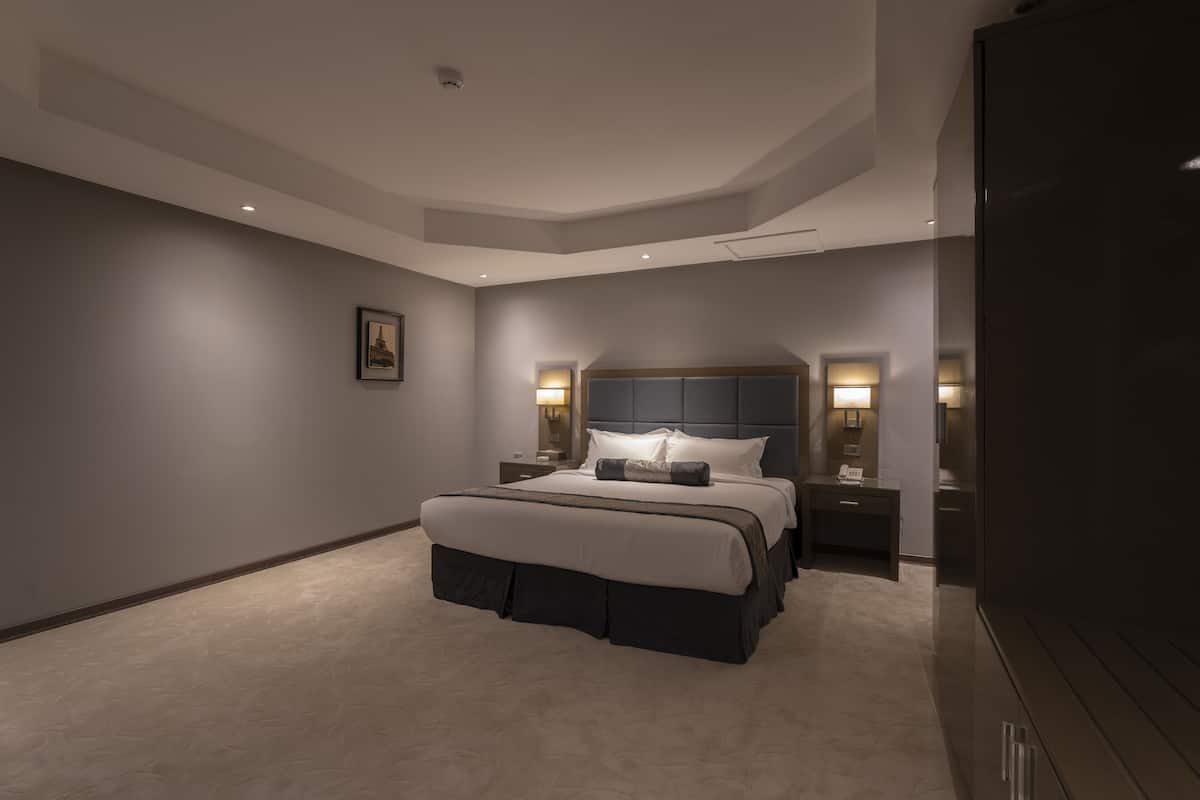 1 bedroom, minibar, in-room safe, individually furnished