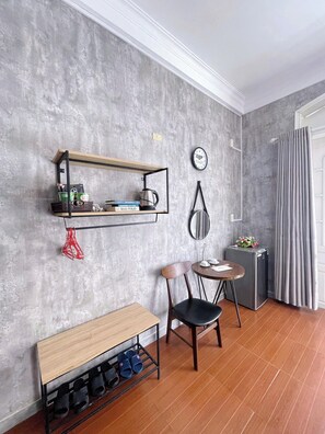 Superior Double Room Single Use, 1 Large Twin Bed, City View | Blackout drapes, iron/ironing board, free WiFi, bed sheets - Amy Hostel Hue (Hue)