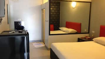 Standard Room | Desk, free WiFi