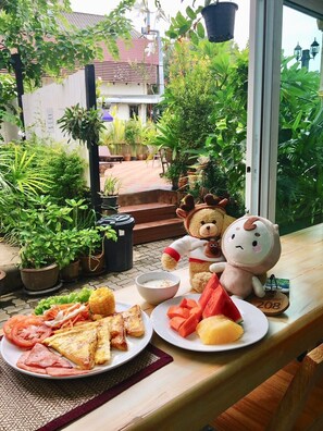 Breakfast meal
