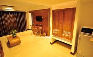 Grand Suite, Pool View | Mini-refrigerator - My Chiang Mai Boutique Lodge (Chiang Mai)