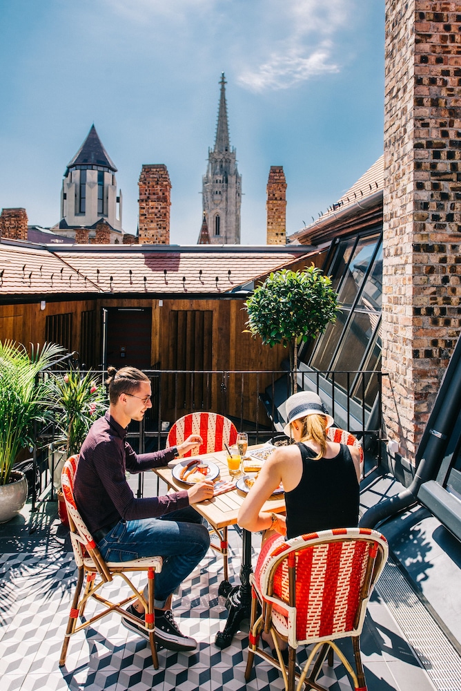 Pest-Buda Design Hotel by null