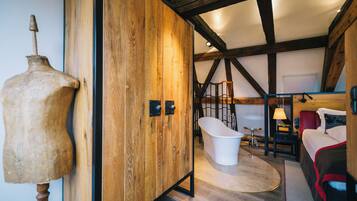 Literie de qualité supérieure, matelas mémoire de forme, minibar