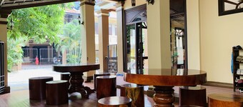 Luang Prabang Maison Vongprachan & Travel