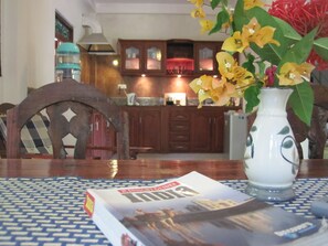 Family Apartment, 1 Bedroom, Garden View, Garden Area | Living room