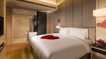 Deluxe-Zimmer | Kostenlose Minibar, Zimmersafe, Schreibtisch