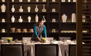 2 restaurantes: opção de café da manhã, almoço e jantar