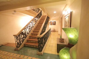 Staircase - Roxas President's Inn (Roxas City)