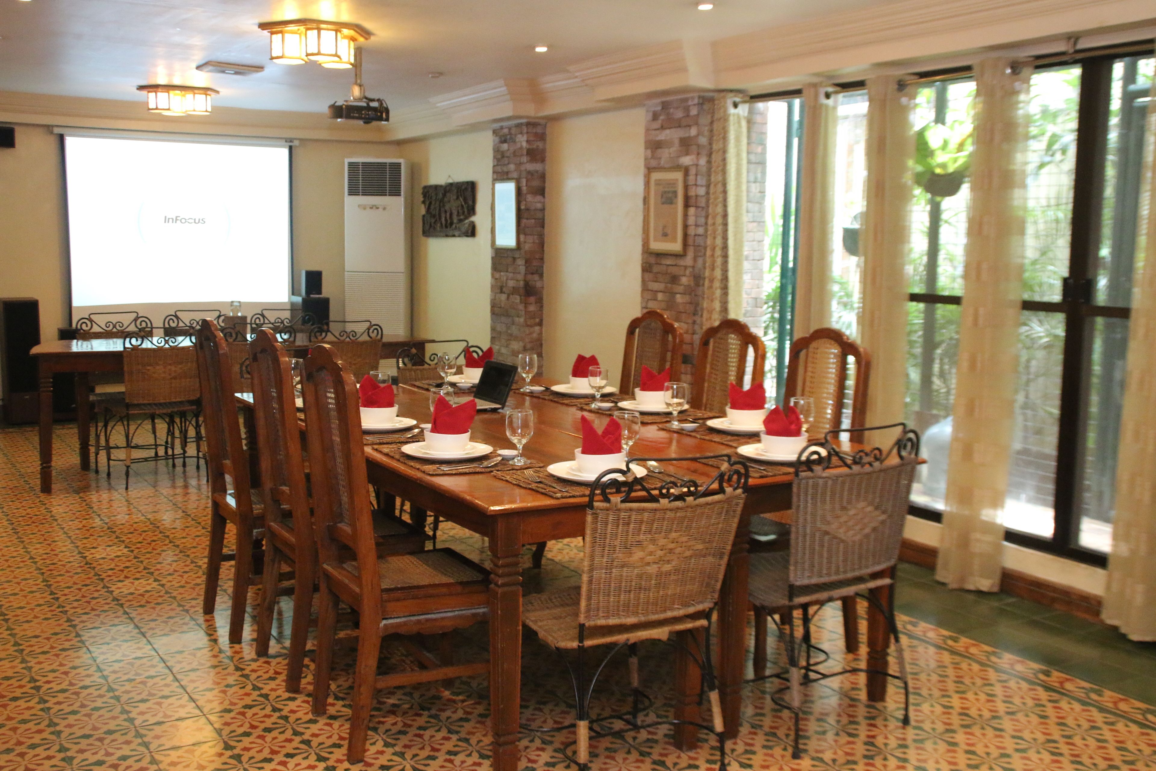 Meeting facility