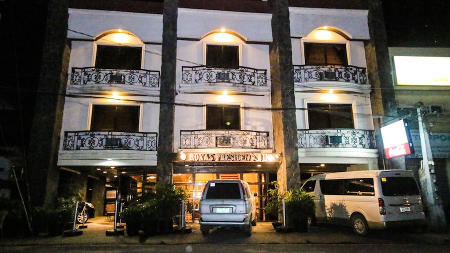Roxas President's Inn
