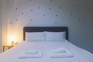 Phòng đôi Tiêu chuẩn | Minibar, bàn, truy cập Internet không dây miễn phí