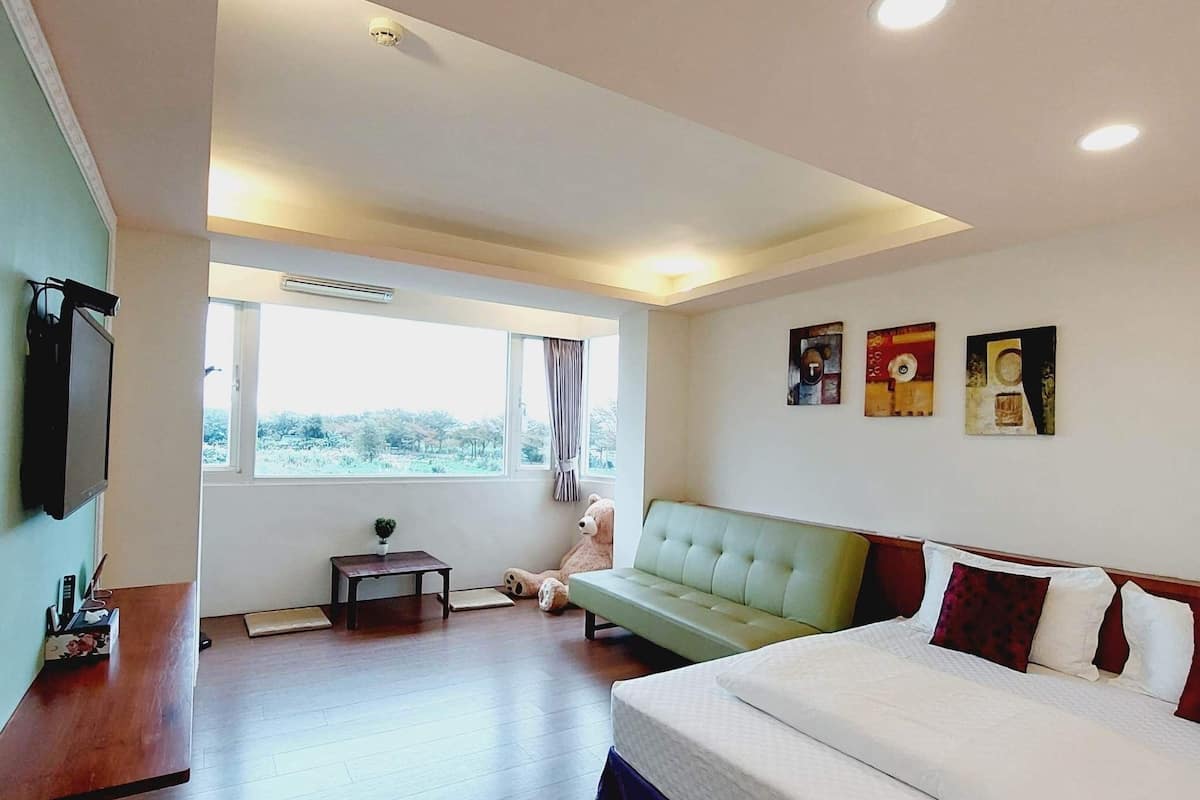 Double Room | Desk, blackout drapes, soundproofing, free WiFi