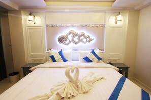 Gula-Kow Double Room | มินิบาร์ฟรีบางอย่าง, ตู้นิรภัยในห้องพัก, ห้องพักตกแต่งอย่างมีเอกลักษณ์