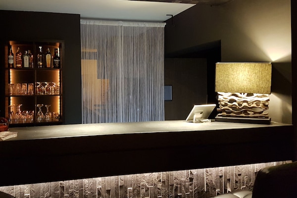 Bar (in der Unterkunft)